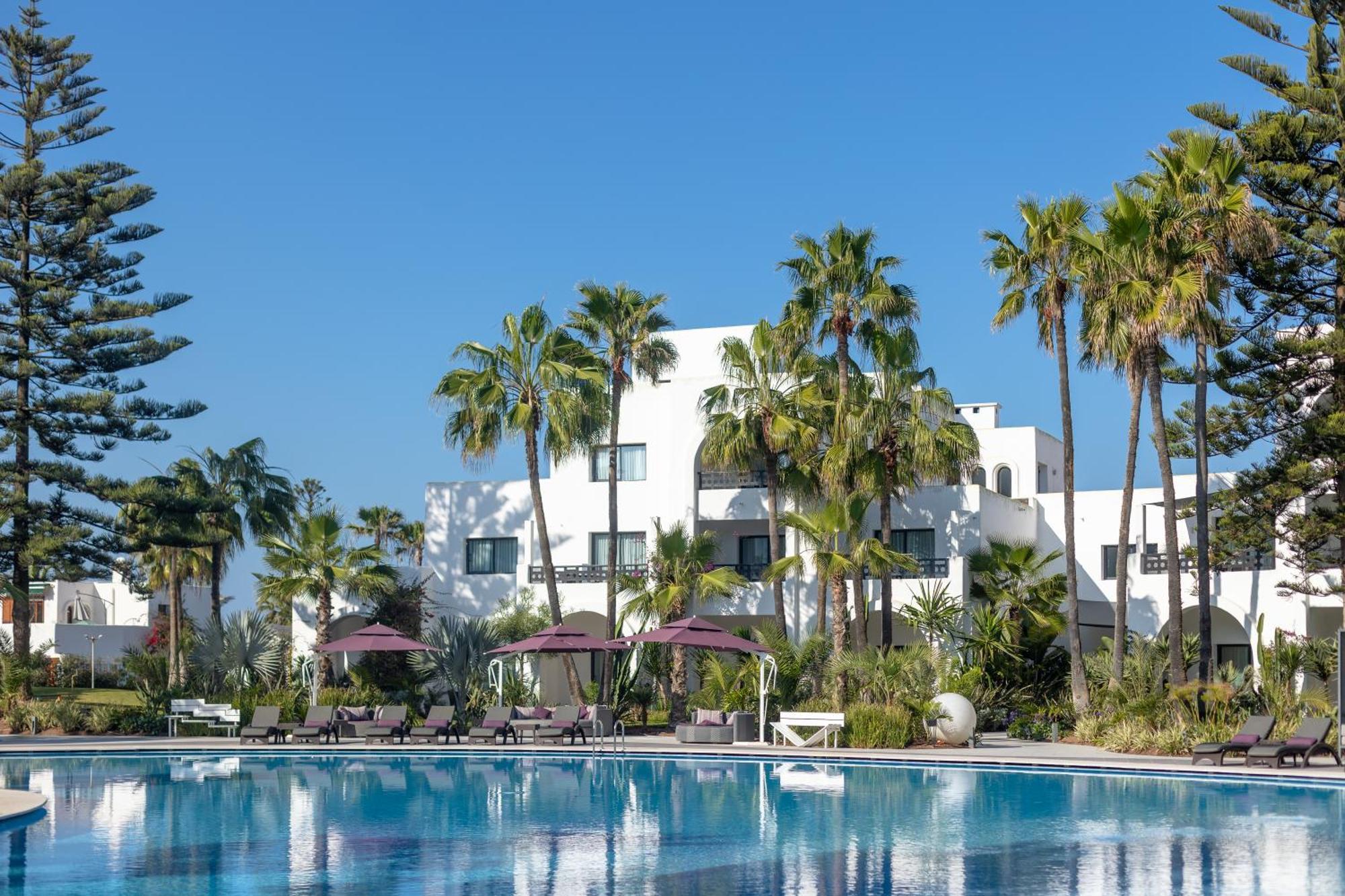 Pullman Mazagan Royal Golf & Spa Эль-Джадида Экстерьер фото The swimming pool at the hotel