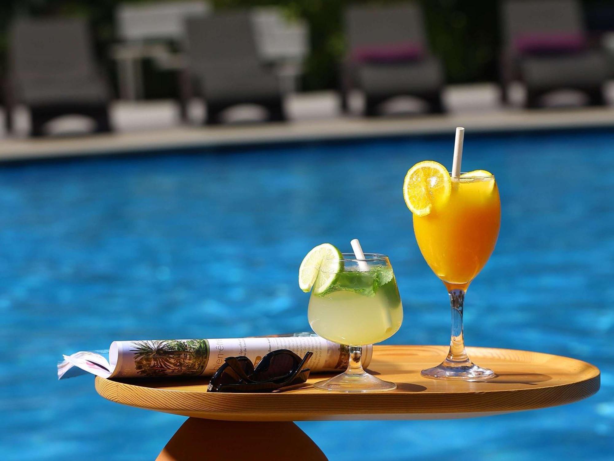 Pullman Mazagan Royal Golf & Spa Эль-Джадида Экстерьер фото Poolside drinks